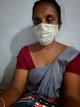 Tamil_Hot_HoneyBee from stripchat