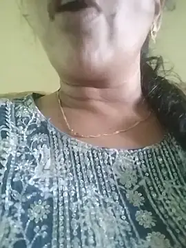 Stripchat Nude Webcam of Monika_telugu_queen