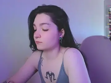 Luna_Moon13 from stripchat
