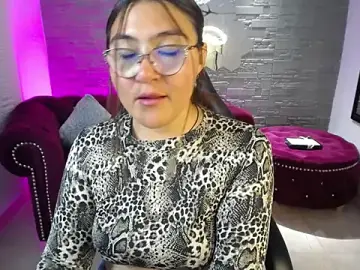 conniejames_m from stripchat