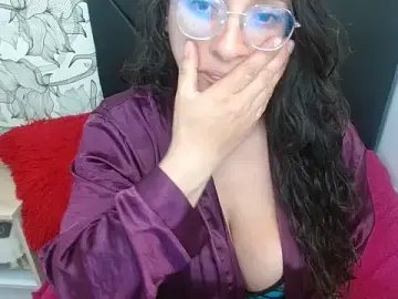 Stripchat Sex Cam of sarax_ximena