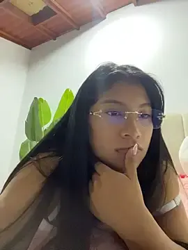 Stripchat Adult Webcams of LinnaGardenia