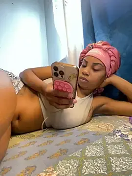 Stripchat Adult Webcam of TheRealOshunQueen