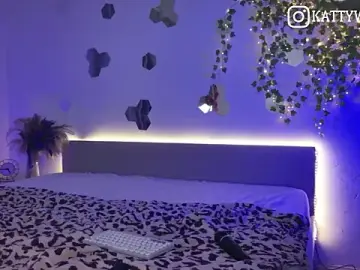 Stripchat Watch Live Sex Cams of -KATTY-