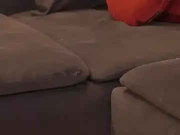 Stripchat Live Sex Cam of KyraReign