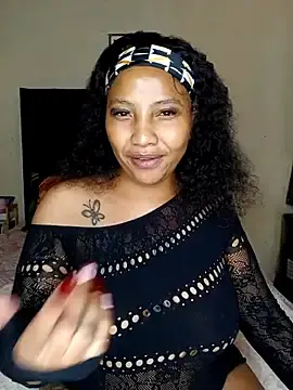 quenliyasa from stripchat