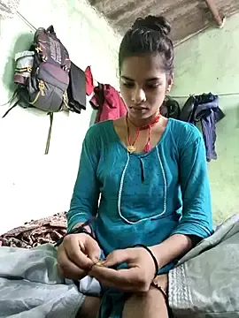 Stripchat Sex Cam of R__Roshni