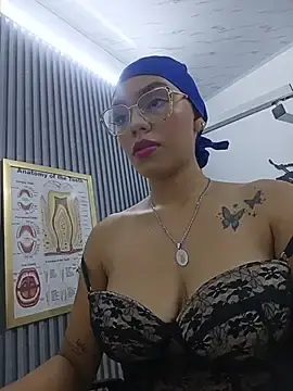 Stripchat Live Sex of daniela-sexy