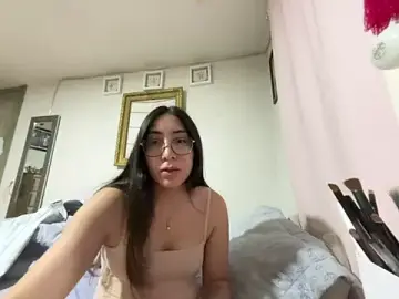 vampiralatina from stripchat