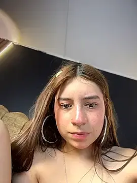 Stripchat Live Sex Cam of GabySweett_