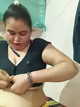 Pallavi_bhabi from stripchat