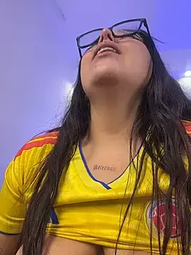 Stripchat Free Porn Cam of KatlynRous