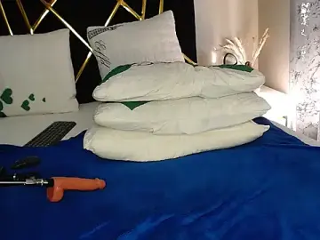 Stripchat Live Porn of NaughtyMilf_Lilly