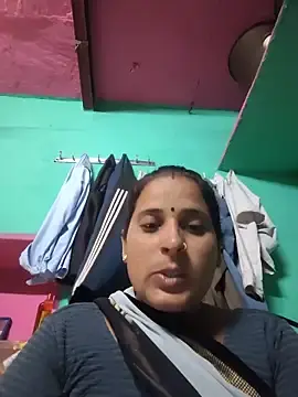 Stripchat Live Sex Cam of Reena_lodha