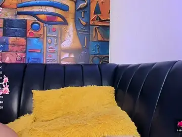 Stripchat Free Porn Cam of samanee_konn