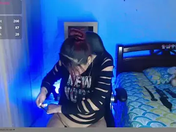 Alexxxa_Party from stripchat