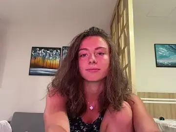 Monicaqte from stripchat