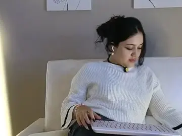 Isa_1207 from stripchat