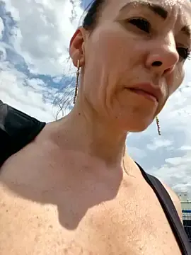 Stripchat Sex Chat of milflovelyxxx