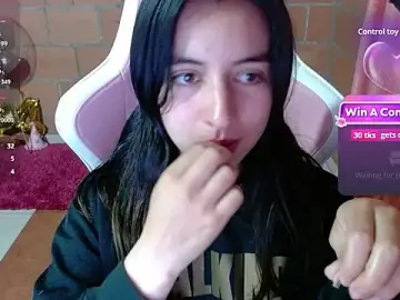 Stripchat Adult Video Chat of Maggie_Fox3