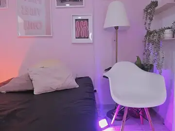 Stripchat Watch Live Sex Cams of Kitty_lulu_