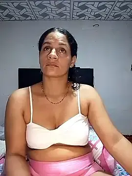 Stripchat Adult Webcams of cieloo_777