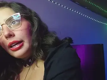 Stripchat Sex Cam of Pao_Ly
