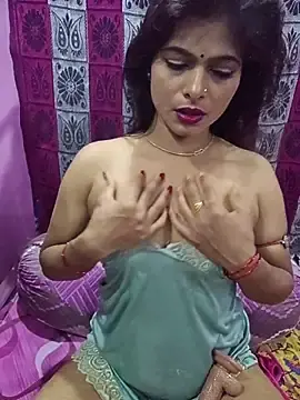 Stripchat Best live sex cam show of SUZY_QUEEN01