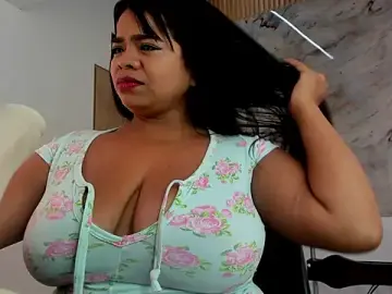 Stripchat Best Webcam of Any_topless