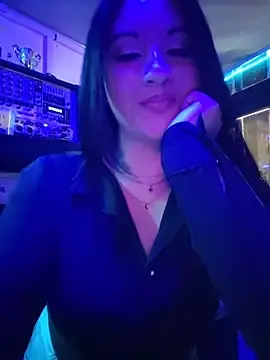 Stripchat Free Porn Cam of Melany_cute_Ariadna