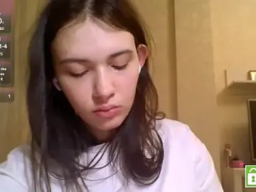 Stripchat Free Porn Cam of CeyaLier