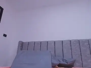 Stripchat Free Porn Cam of timkerbell_