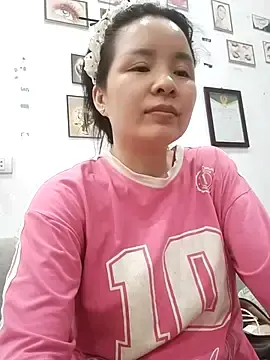 Stripchat Adult Webcam of Ivy_Trix2