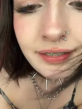 Stripchat Free Porn Cam of virusDoll