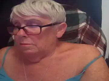 Stripchat Live Sex of Playful_MILF_Demi