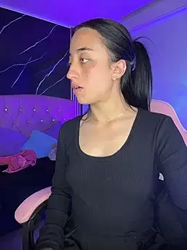 Ady_18 from stripchat