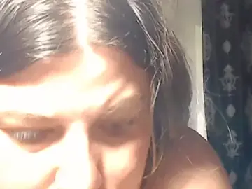 Stripchat Free Porn Cam of Moon_piex