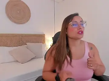 Stripchat Free Porn Cam of zoe_danae_