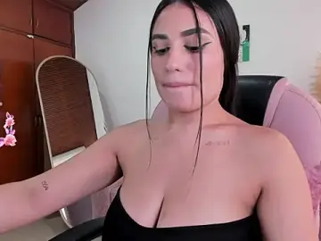 Alheli_16 from stripchat