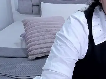 Camilaa_bueno from stripchat