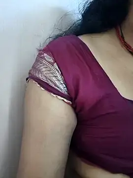 Stripchat Live Sex Cam of Rayal_bhabi