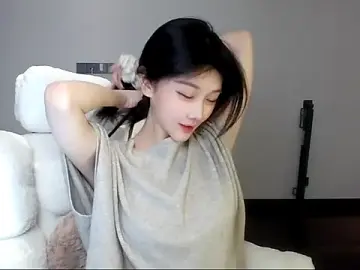Stripchat Live Sex of SylvieMaya