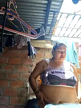 Stripchat Adult Webcams of Juli_Powl