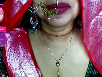 Stripchat Live Porn of QUEEN_SAKHI1