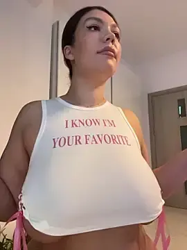Stripchat Adult Video Chat of ClaraPasssion