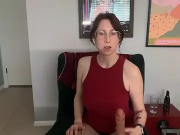 Stripchat Watch Live Sex Cams of MommyGoddessL