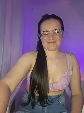 Stripchat Free Porn Cam of CamilleHottt