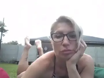 Stripchat Best Webcam of fox_red_lady7