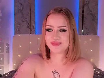 Stripchat Sex Cam of royce_ghost1