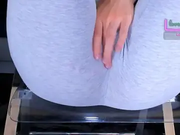 Stripchat Live Sex of Cameltoe_squirt_inPants